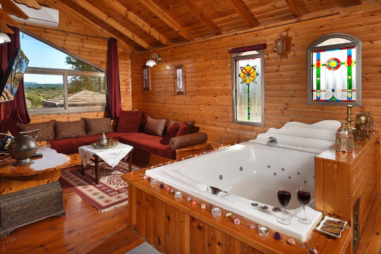 Tal Nof Cabins Villa Manot Exterior foto